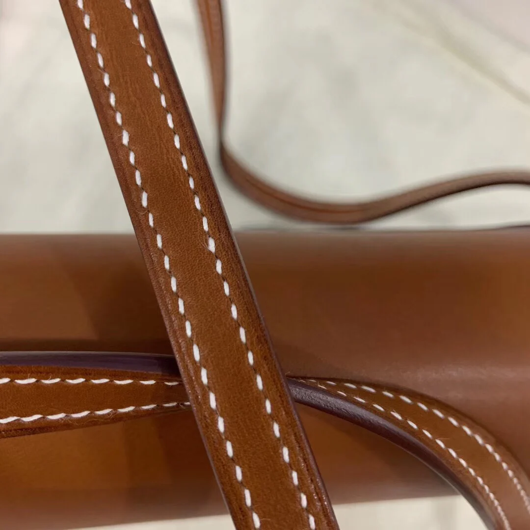 Hermes-roulis-19-veau-barenia-34-fauve-серебряная пряжка