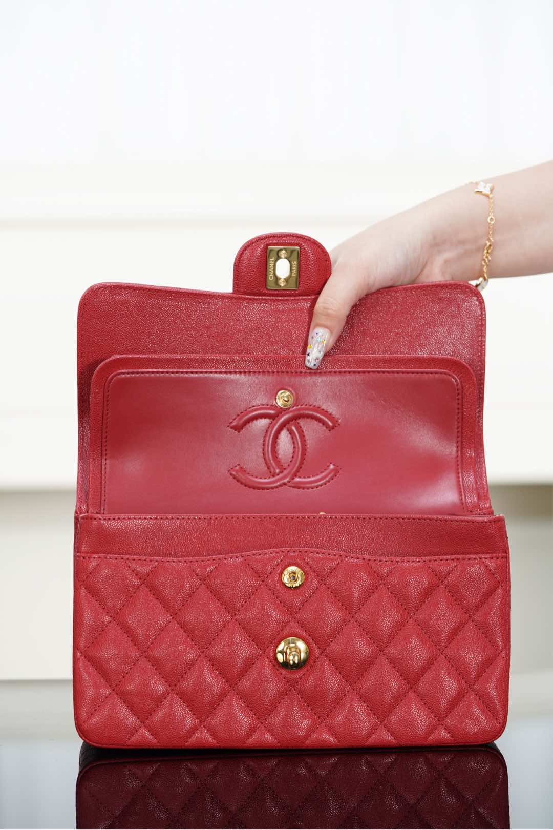 Chanel Classic Flap Leather - Red - Small