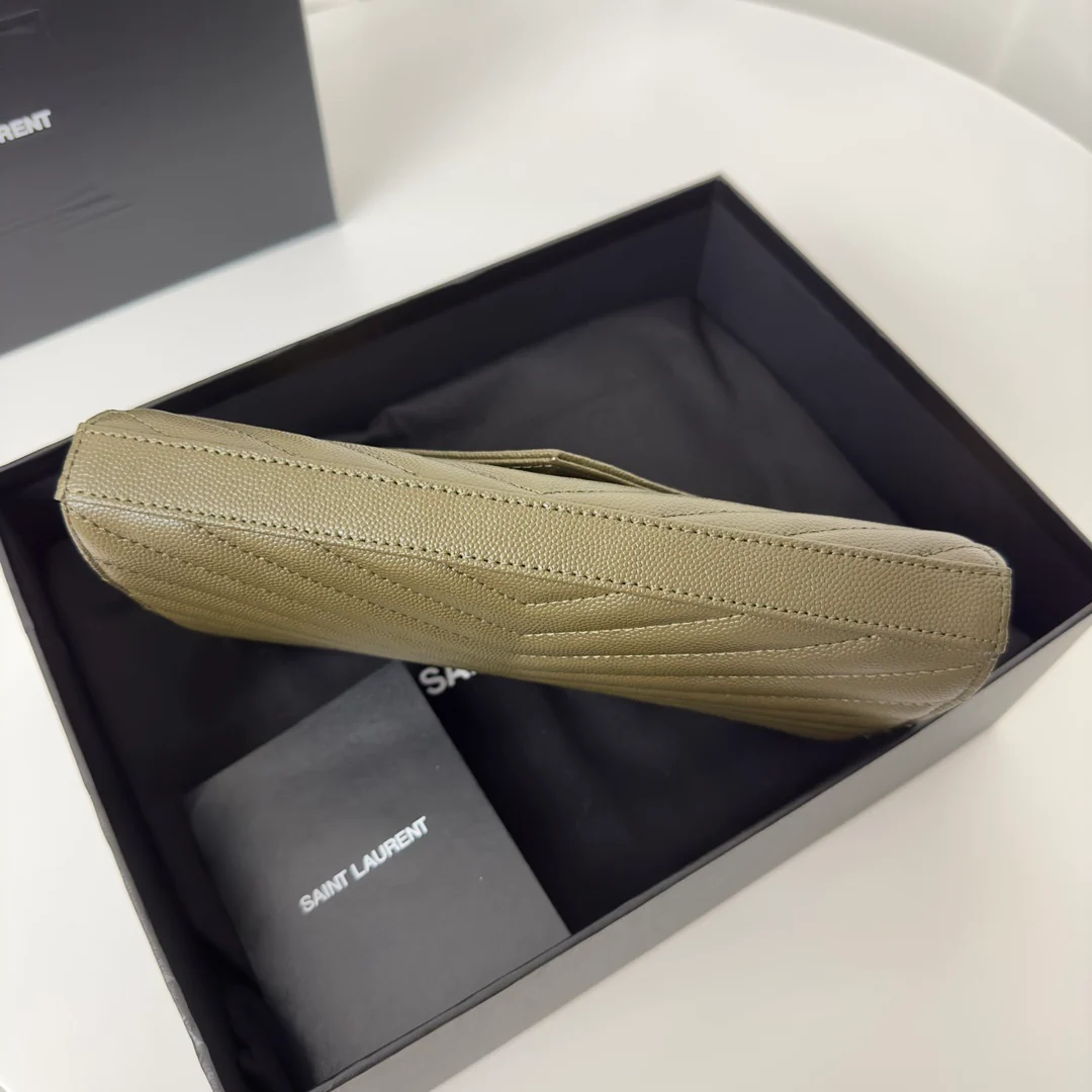 Часы YSL Monogram Caviar WOC темно-зеленые с золотой пряжкой, 22 см, 1