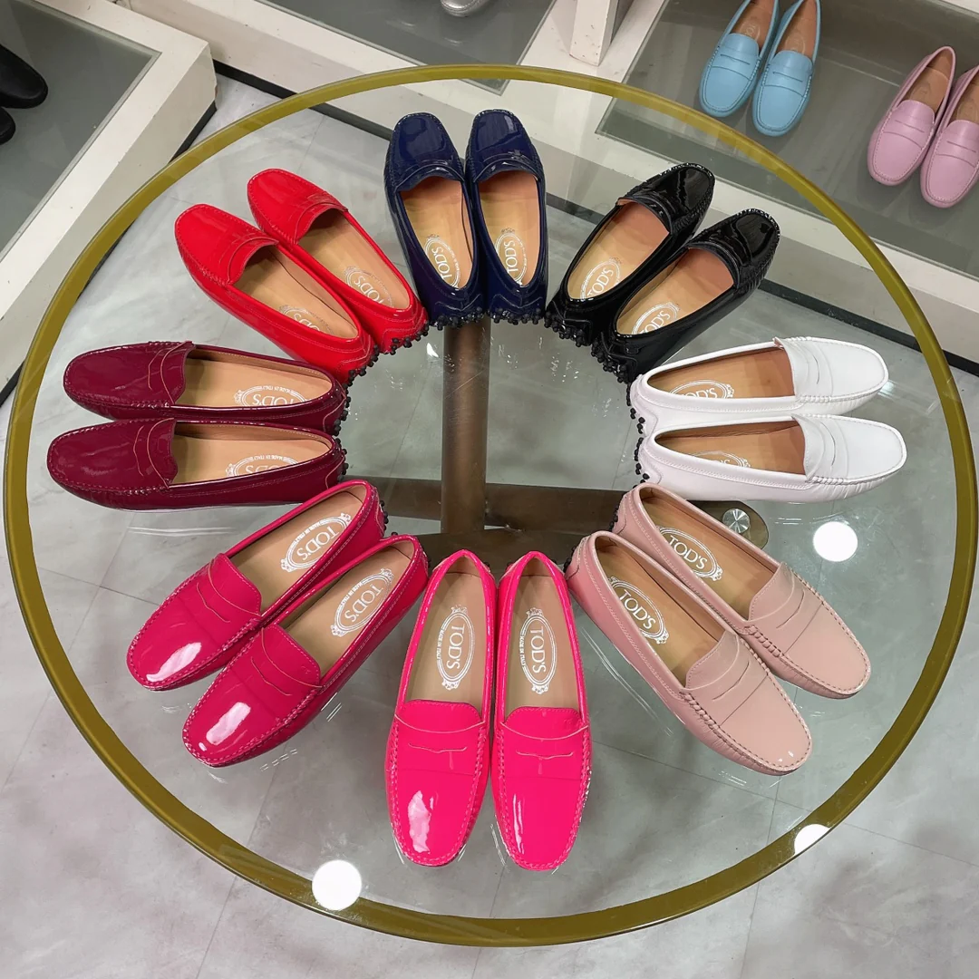 Лоферы Tods из лакированной кожи - туфли без шнурков - 1