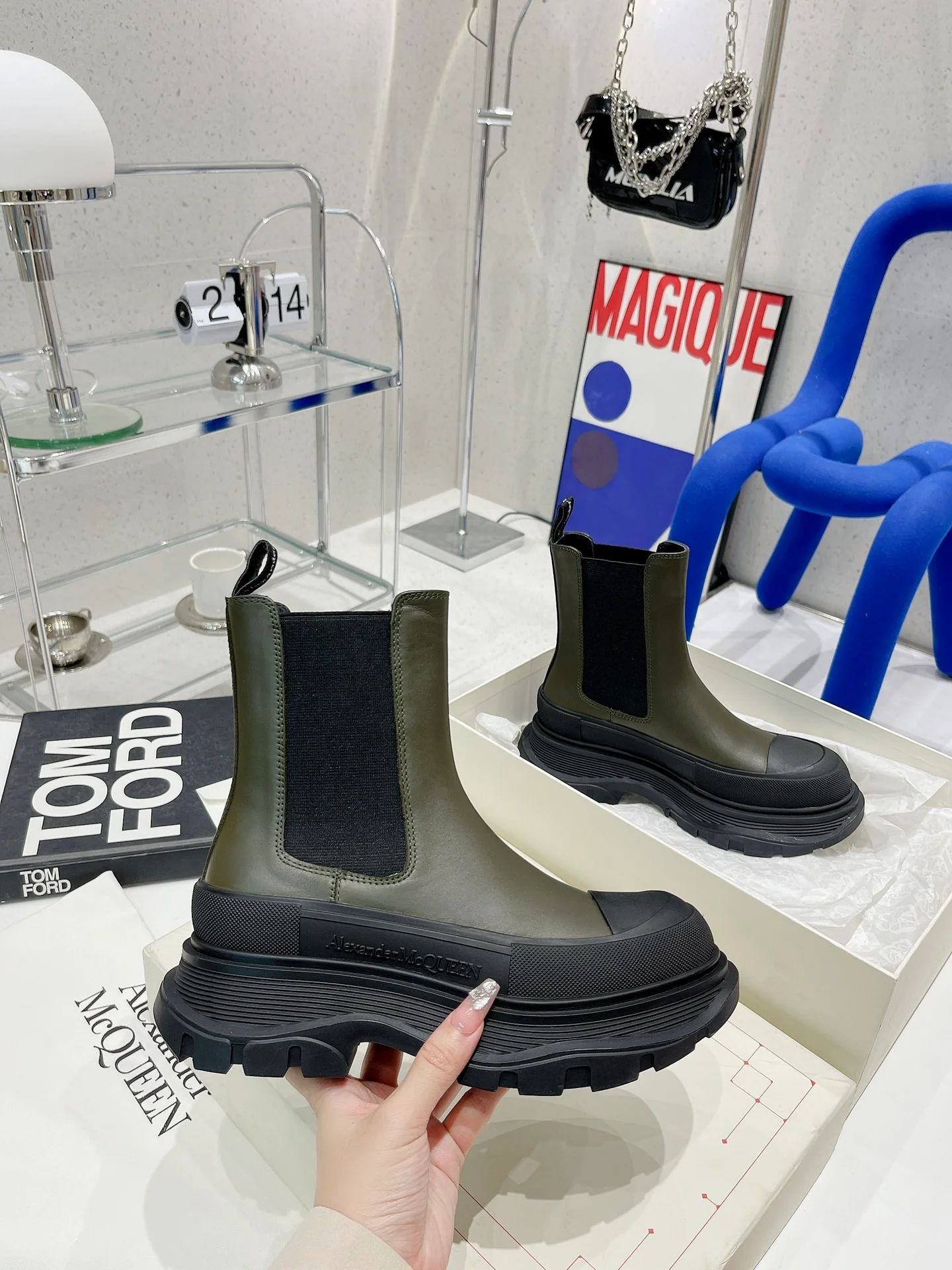 Коллекция McQueen 2022 года с подиума - Ботильоны