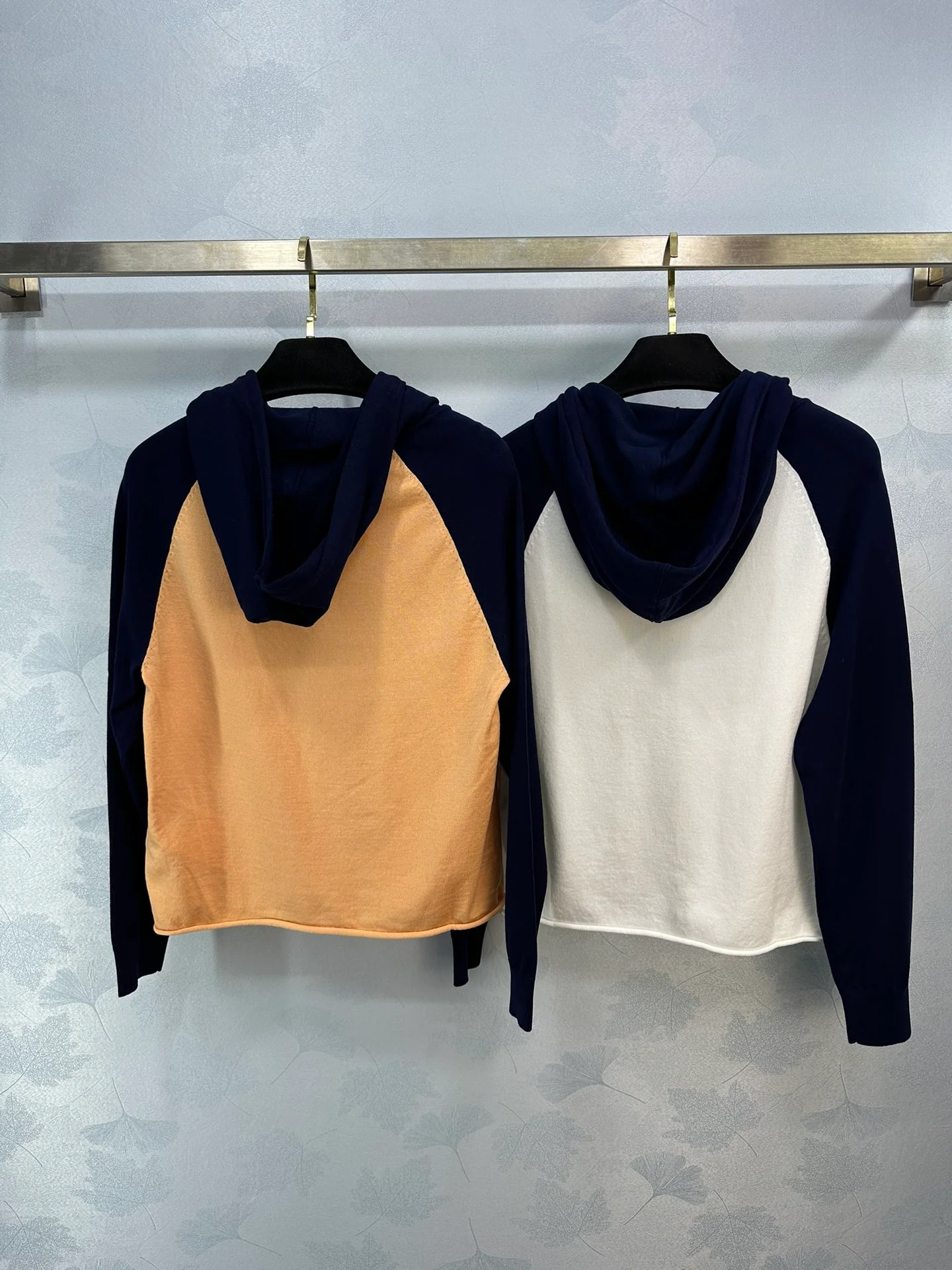 Miu Miu - 2404 - Весенняя новая вязаная толстовка