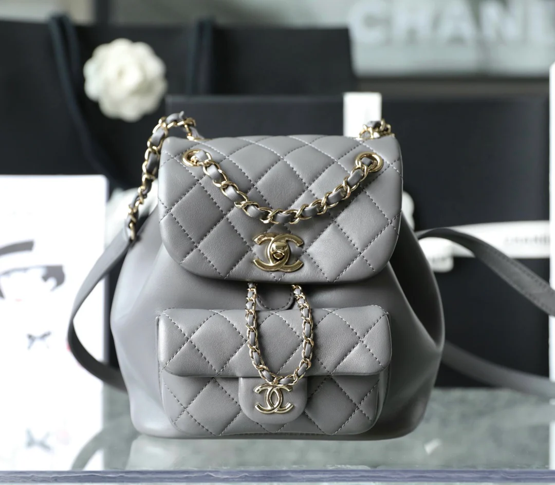 Новая коллекция Chanel ?Ранняя весна 2022? — рюкзак Duma — 1 шт.