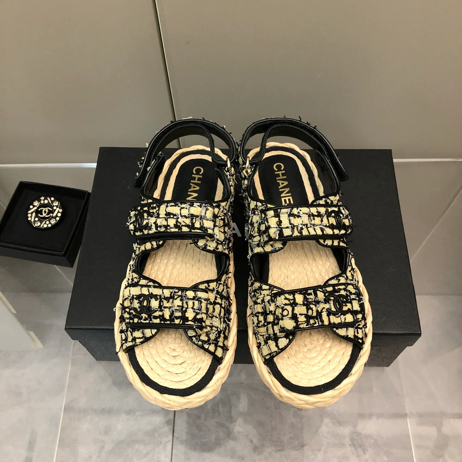 Соломенные сандалии Chanel - 1