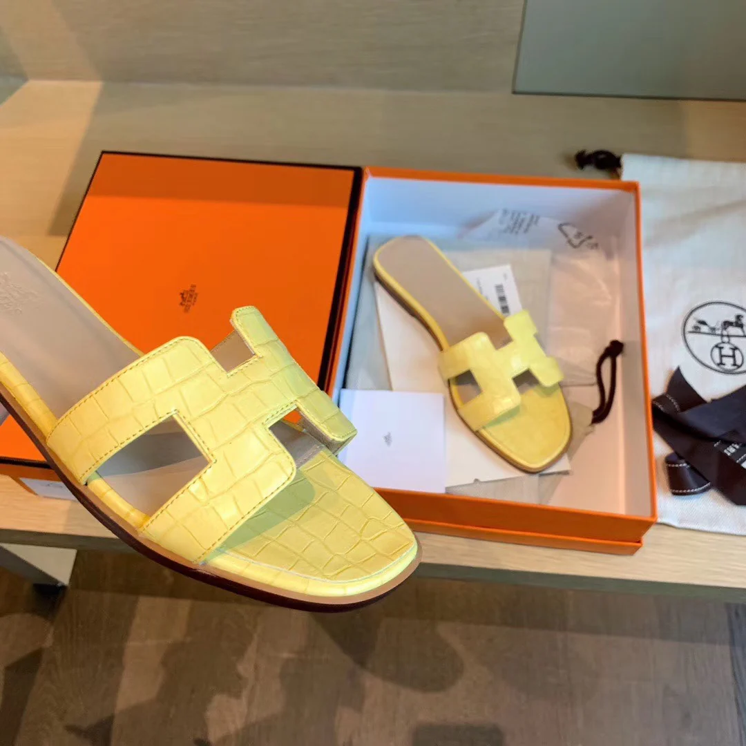 Сандалии Hermes на плоской подошве - узор 