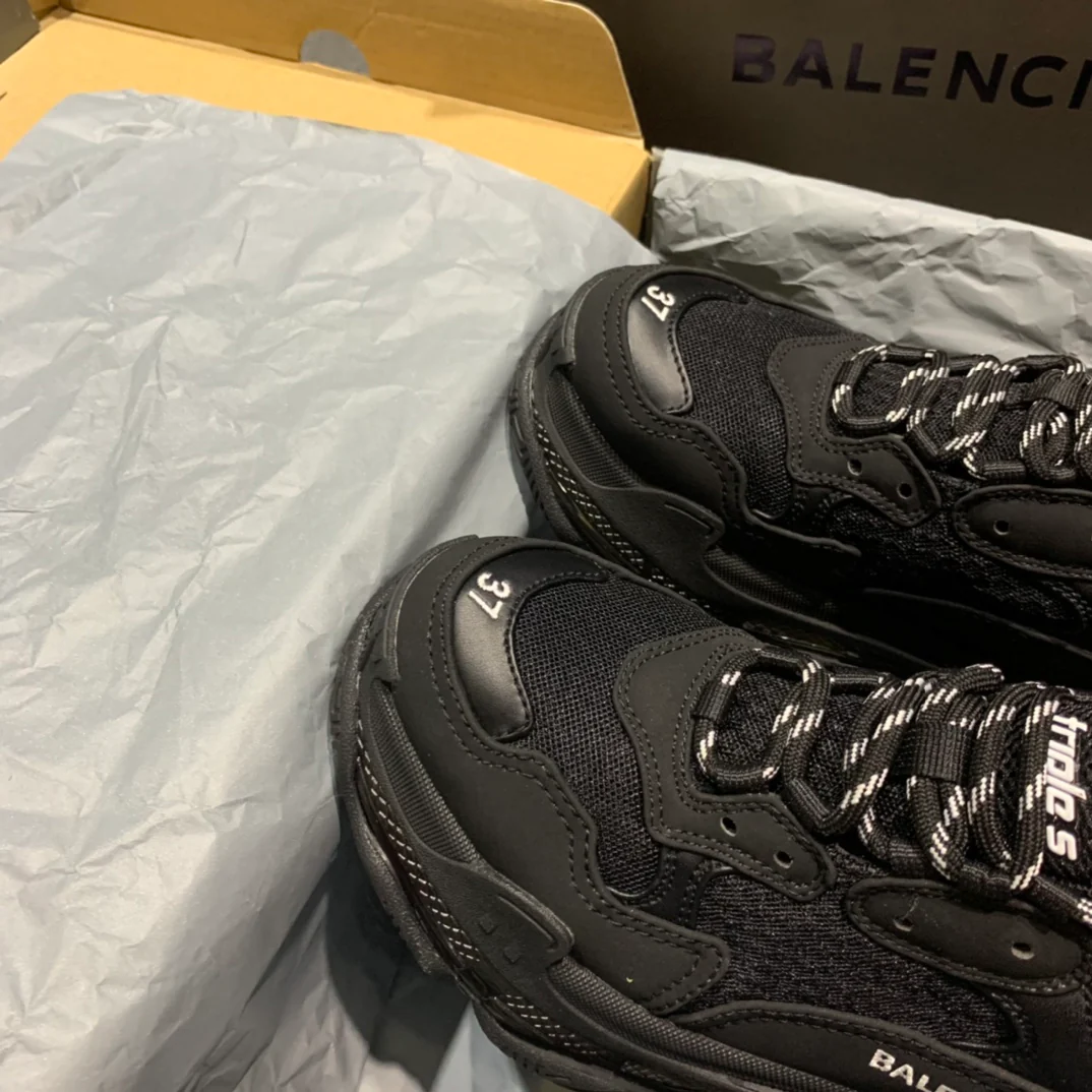 Li Shi - Папины кроссовки - Подошва с воздушной подушкой - Черные