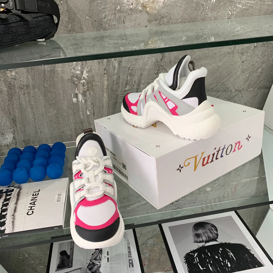 Обувь LV - Массивные кроссовки LV - 4