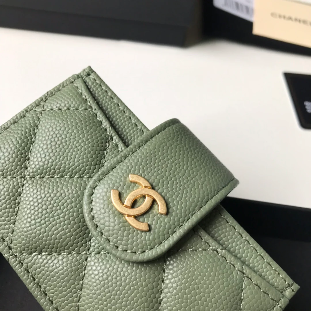 Кардхолдер Chanel с несколькими отделениями, складной, 1 шт.