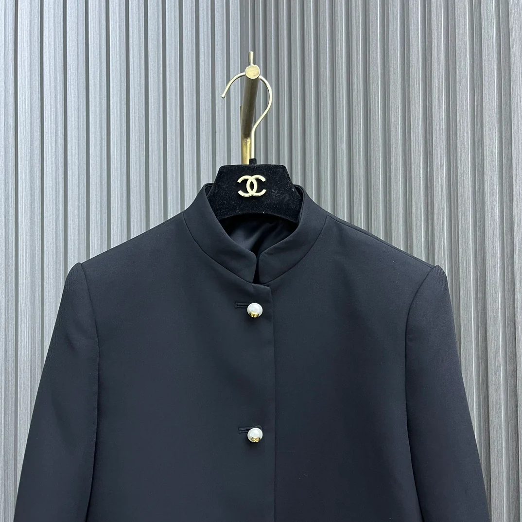 Dior - 2403-24 Новинка: Блейзер со стоячим воротником - Черный