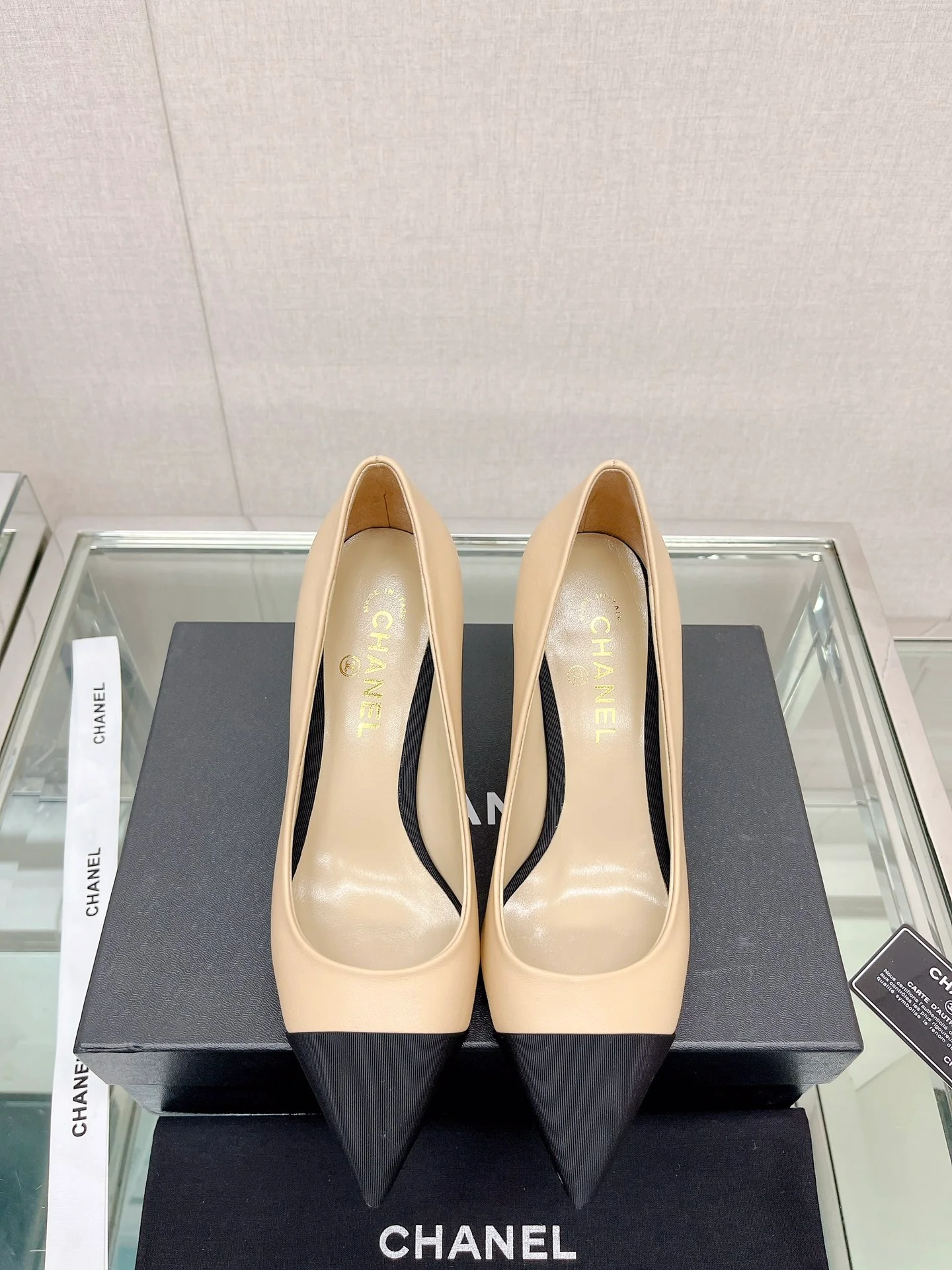 Туфли на высоком каблуке Chanel Coco Pearl - 8-5 см - абрикосовый цвет