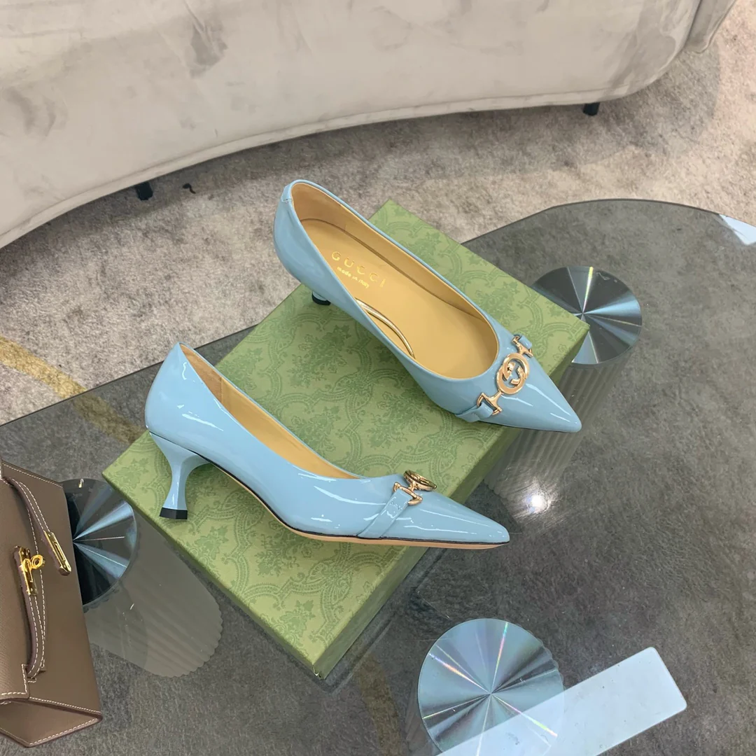 Туфли на высоком каблуке с острым носком от Gucci - синие