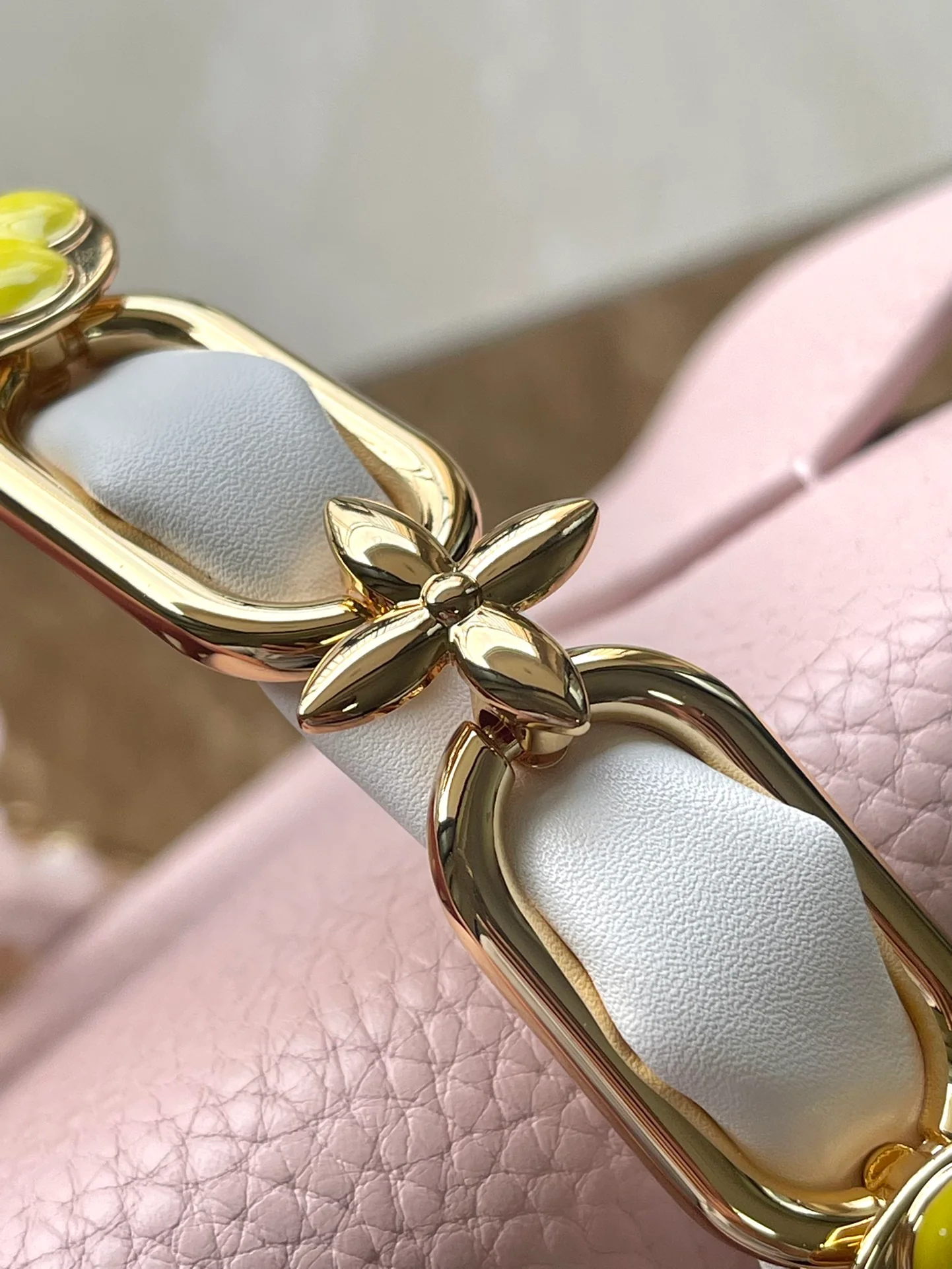 m23199-LV-capucines Маленькая сумочка/сумка через плечо - Розовая