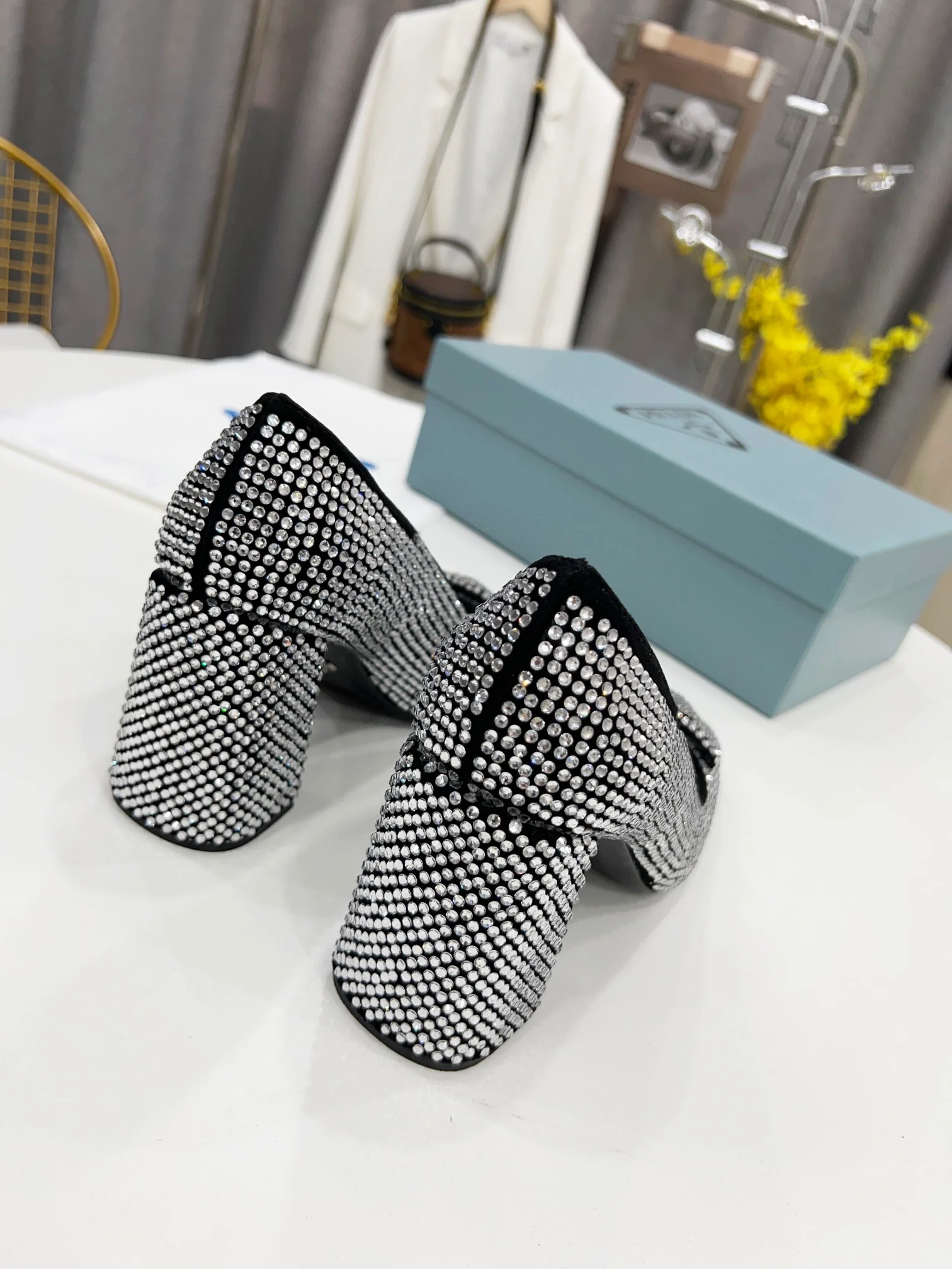 Туфли Prada - Prada - туфли на высоком каблуке, украшенные бриллиантами