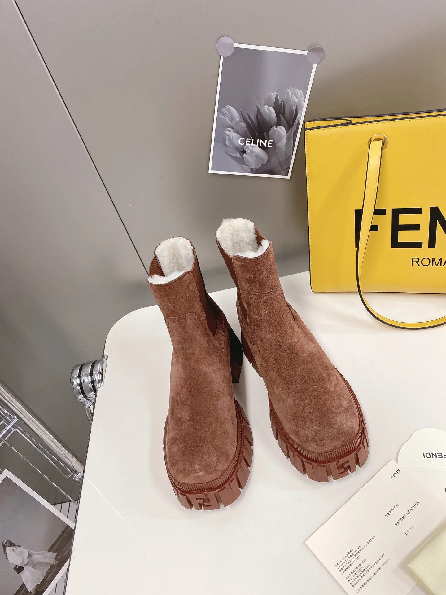 Fendi - Потрясающая подошва с логотипом - Толстая подошва с флисовой подкладкой - Ботильоны