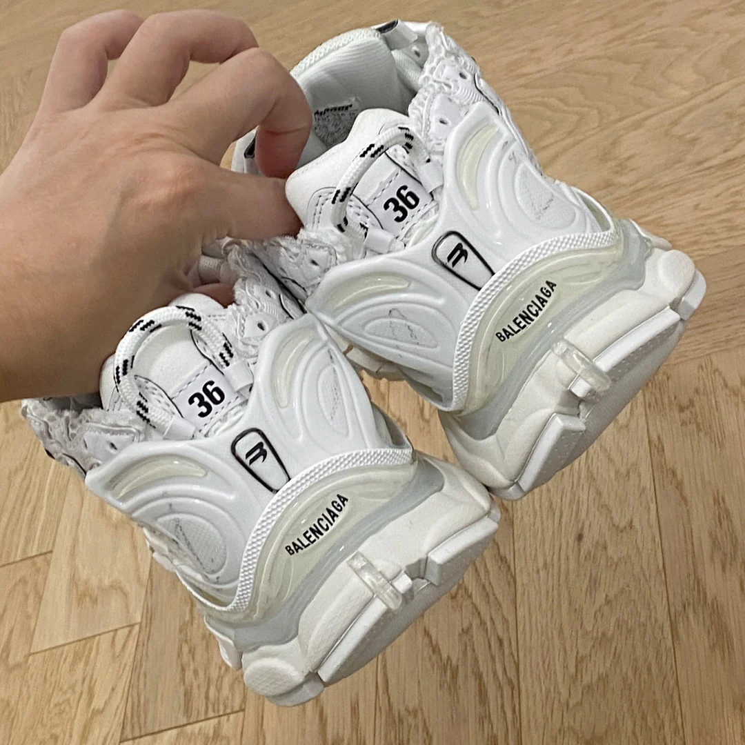 Кроссовки Balenciaga Runner Dad Shoes - белые