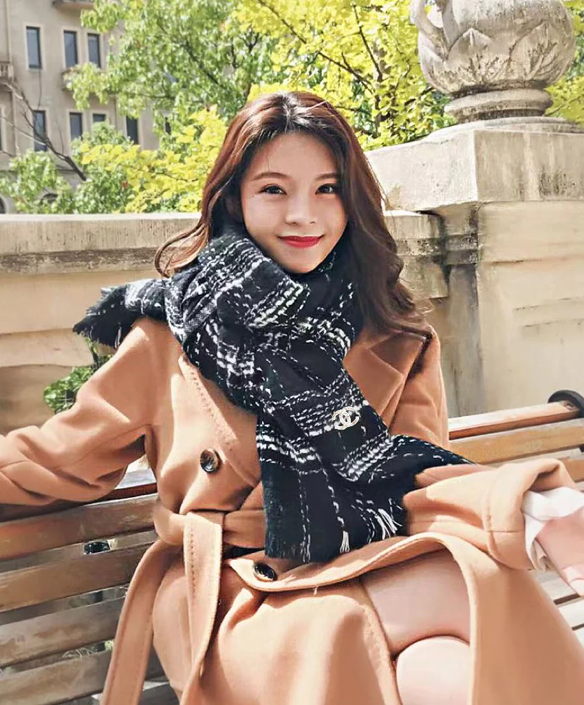 Chanel - Тканый шарф с фактурной поверхностью - 190 см - 70 см - Импортная шотландская овечья шерсть - Черный