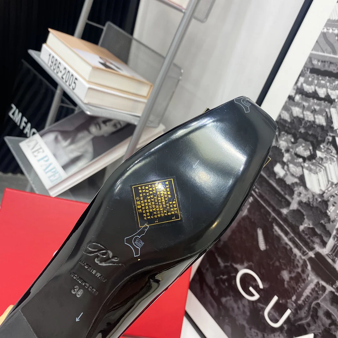 RV-Flat Bottom Square Toe-Black