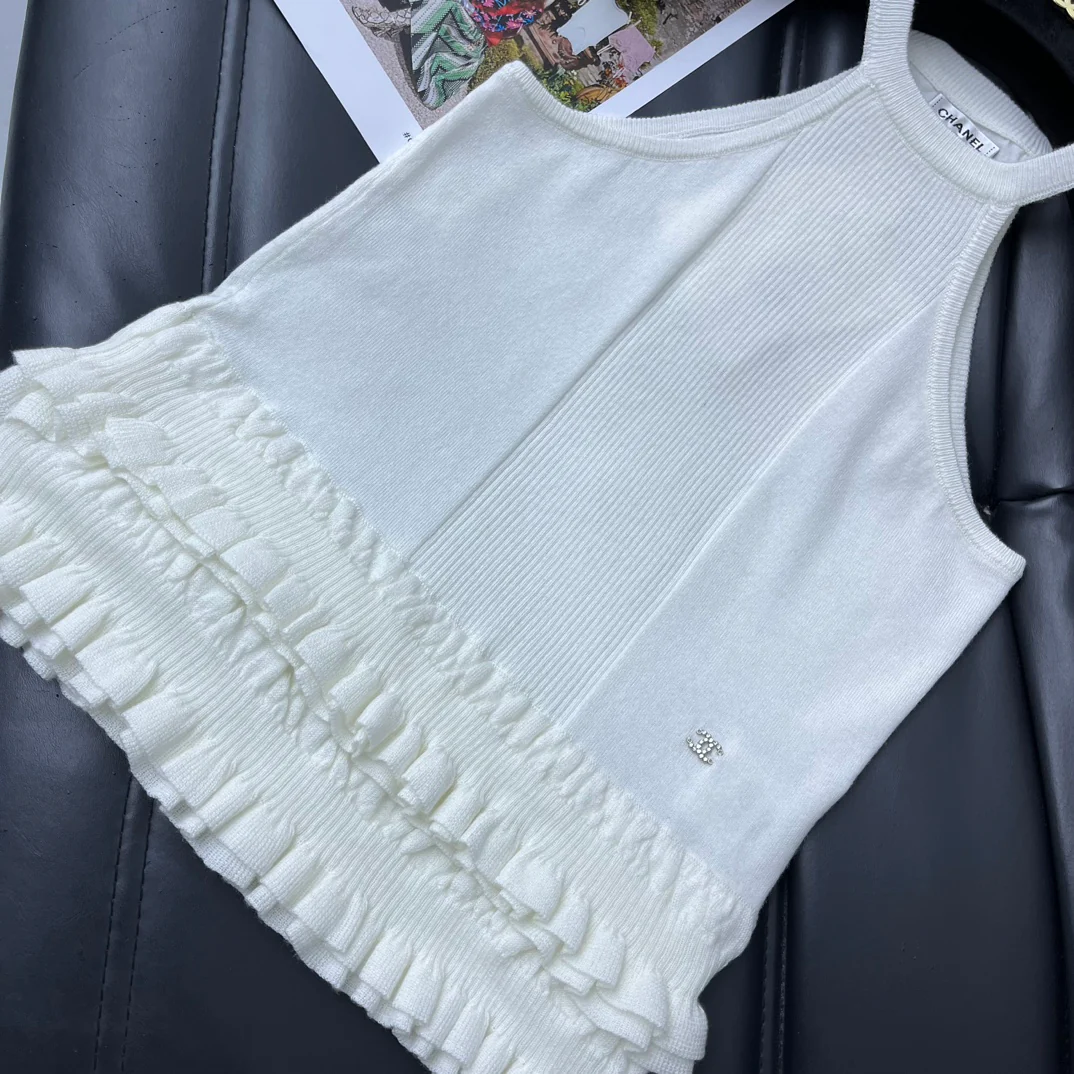 Chanel - Новинка 2403-24 Вязаный жилет с кружевом - Белый