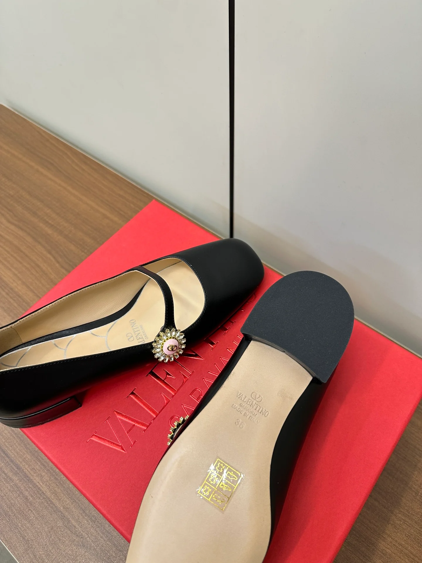 Valentino - 2024 - Балетки - Черные