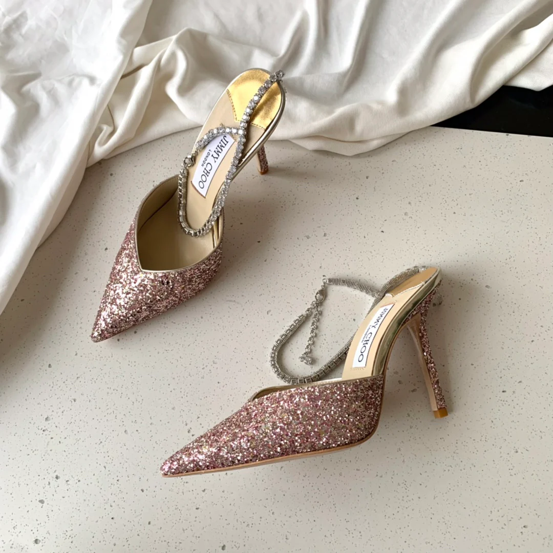 Jimmy - Цепочка на щиколотку со стразами - Туфли на высоком каблуке с острым носком - Красные