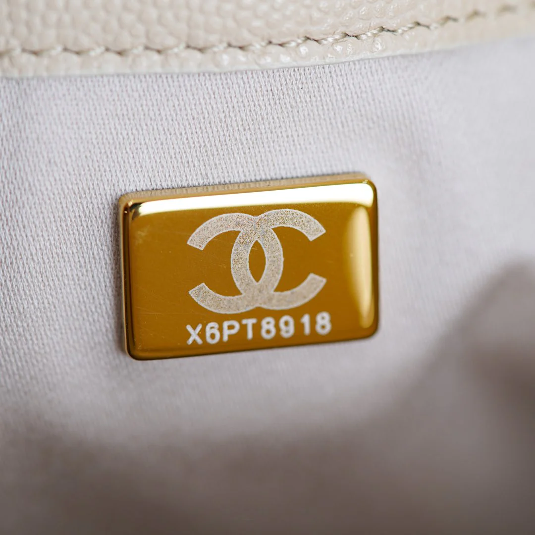 Сумка Chanel 25s 25bag Caviar Drawstring Hobo Small - Off-white