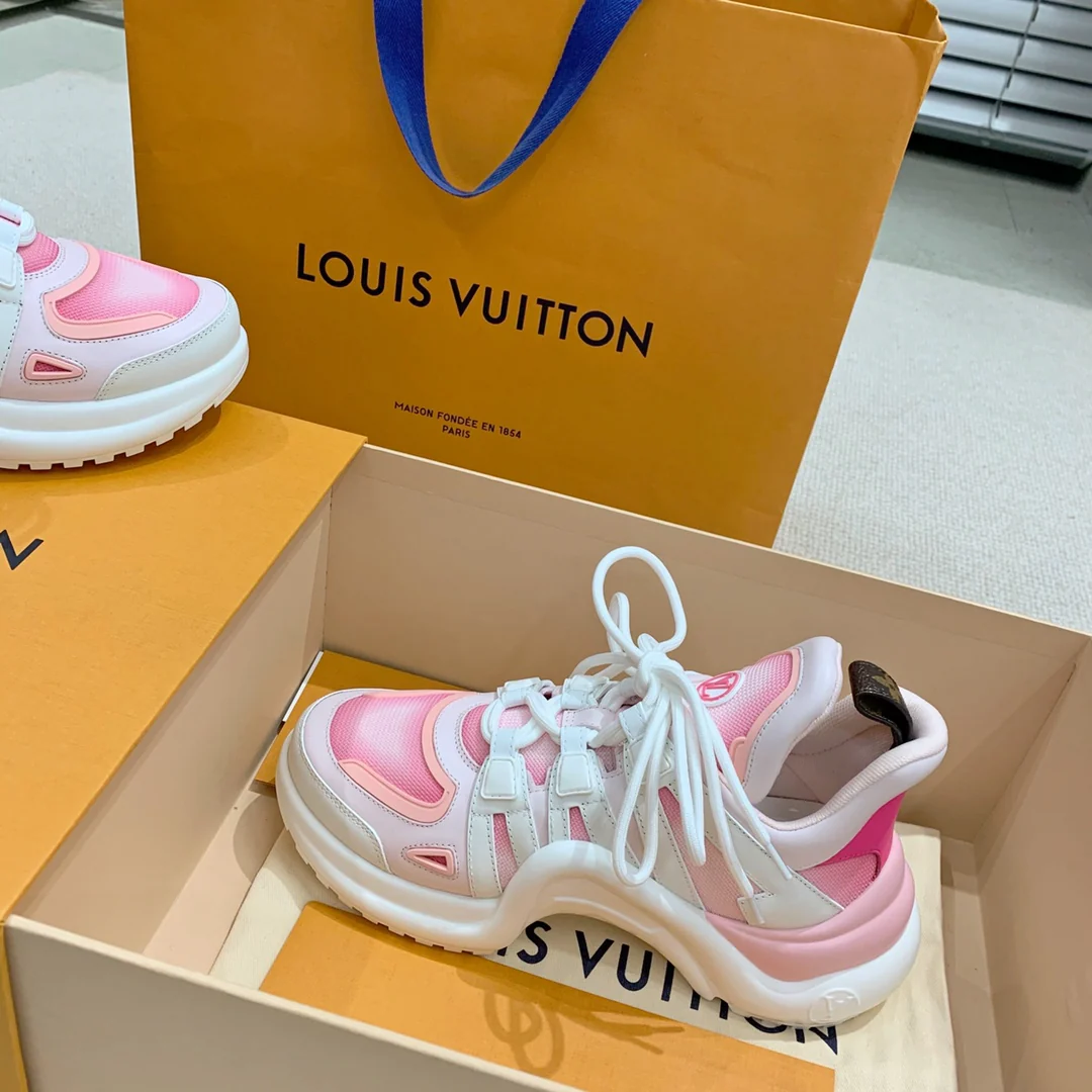 Серия LV-Archlight - Новые кроссовки для пап - 6