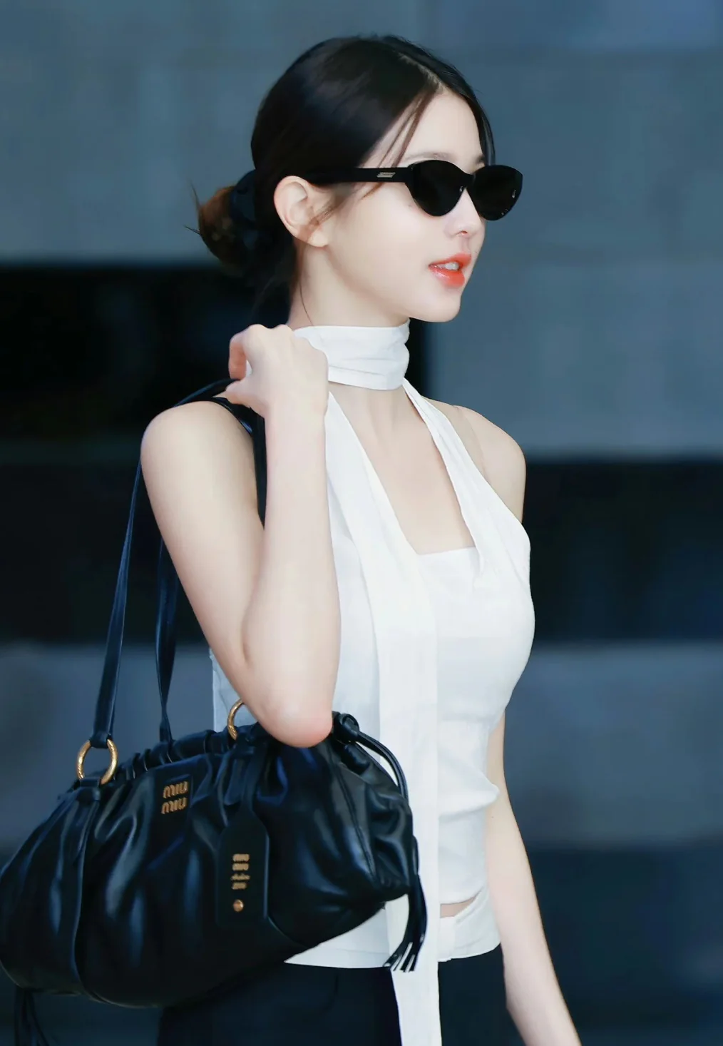 Сумка Miu Miu Joie из кожи наппа — маленькая — черная — Носите и делитесь