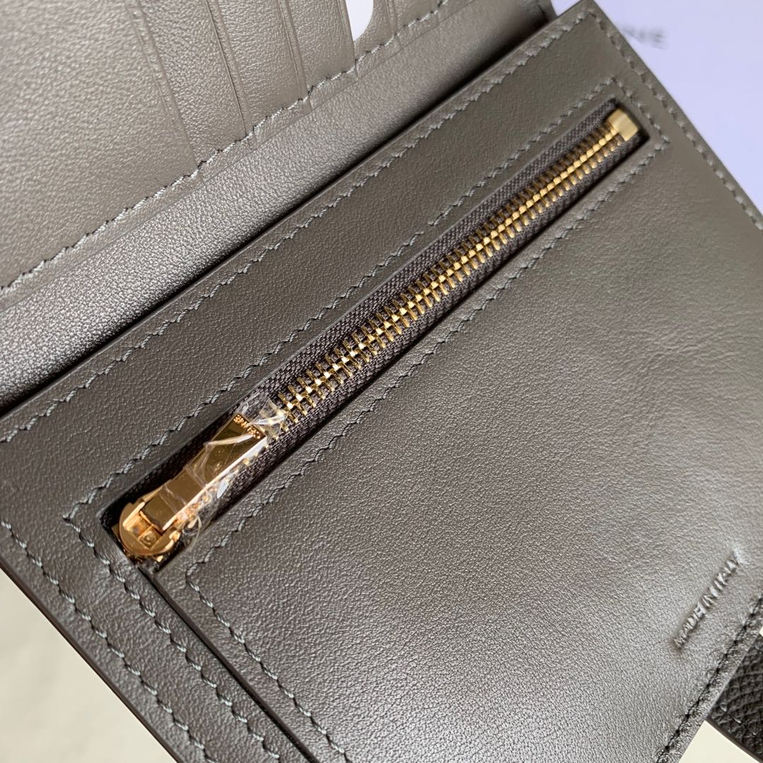 Celine-STRAP 粒面小牛皮钱包