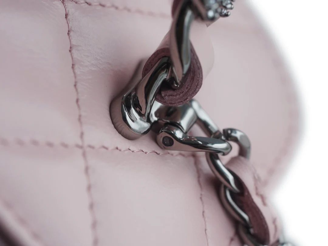 Длинная сумка-коробка Chanel - розовая