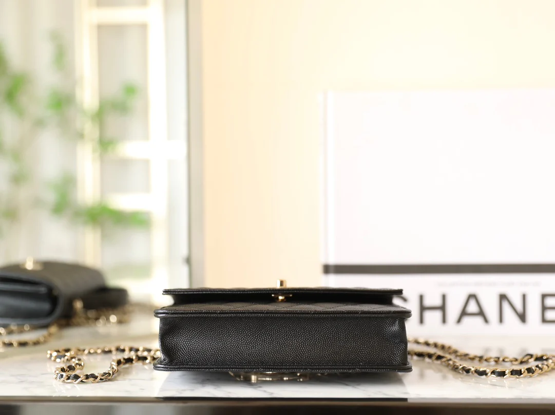 Рюкзак Chanel 25c Mailman - черный