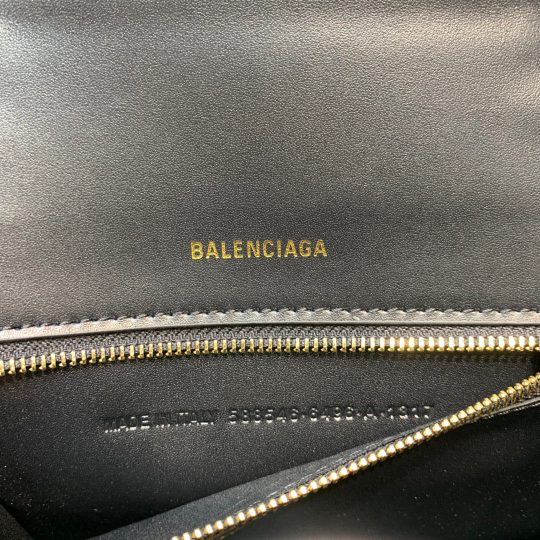 Сумка Balenciaga Hourglass - Черная с крокодиловым рисунком - Золотая фурнитура