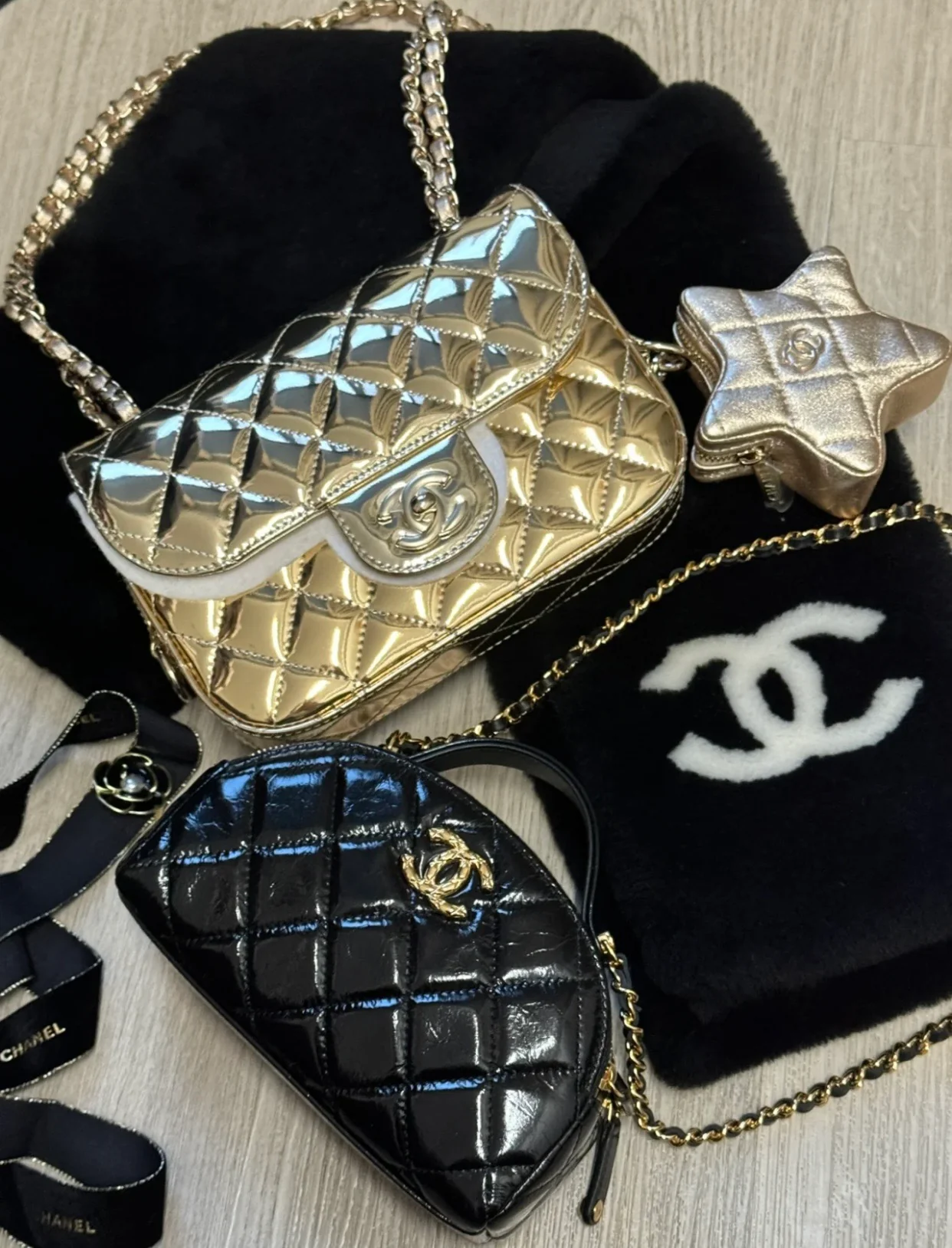 Весенняя коллекция Chanel - 24c - Сумка CF Star Flap Bag - Серебристый