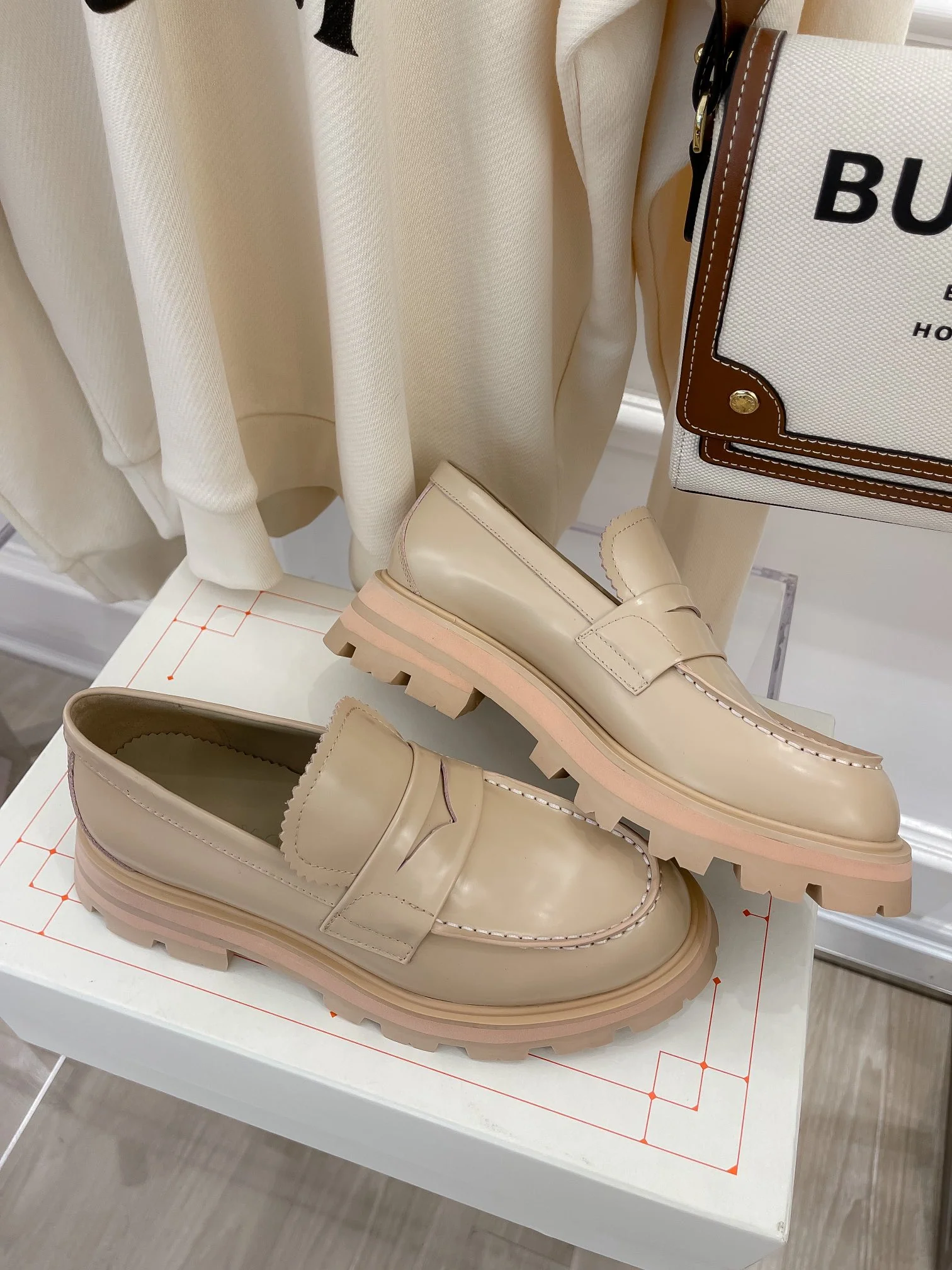 лоферы на платформе McQueen