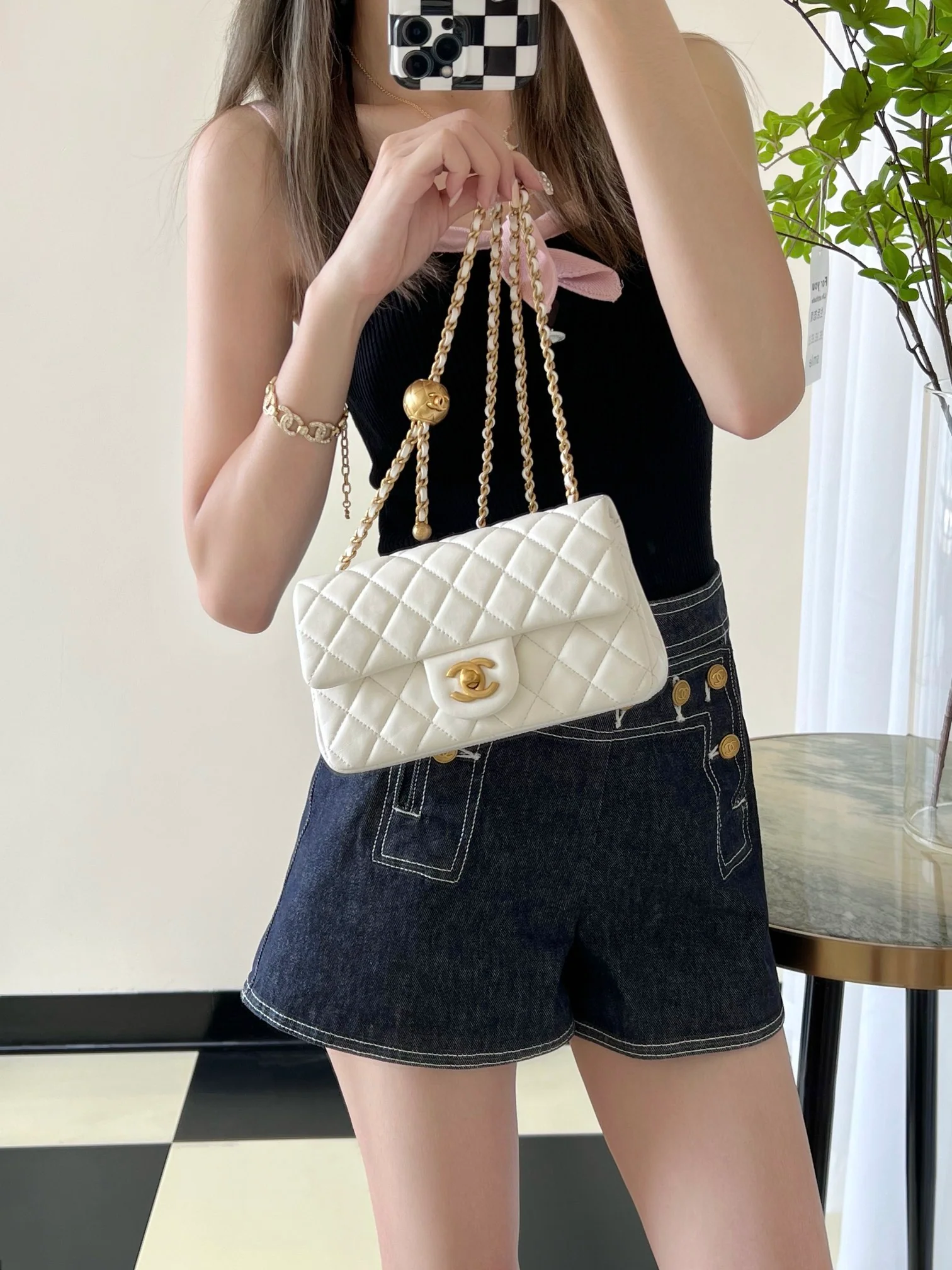 Мини-платье Chanel CF Gold Ball - белое