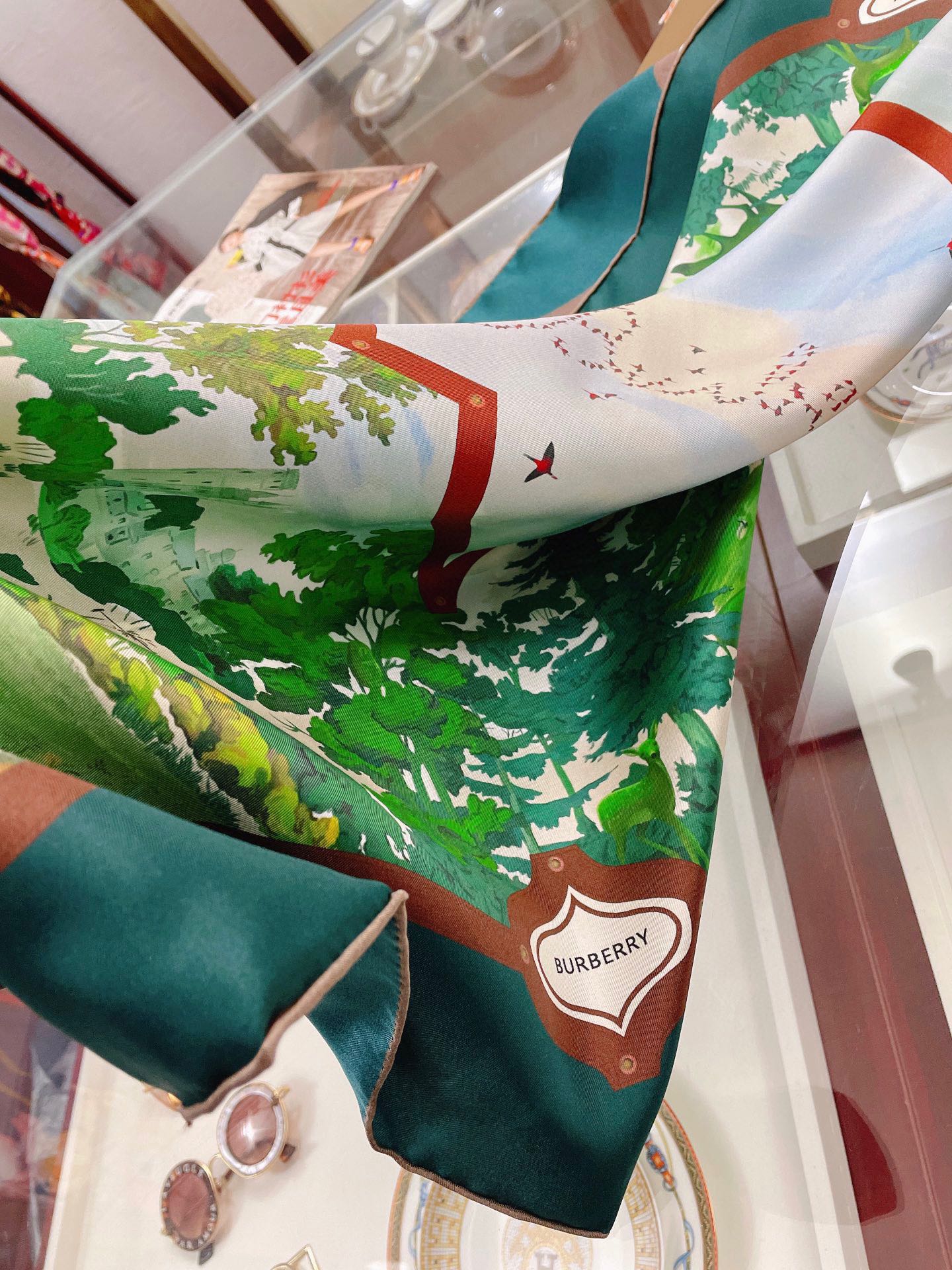 Шарф ?Лесной замок Гермеса?, 90 см.