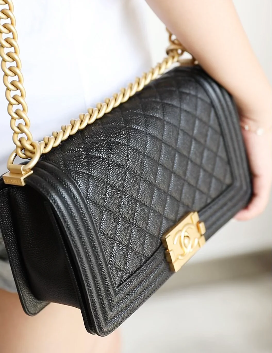 Chanel Le Boy Crystal Diamond Pattern Caviar - Medium - Black Gold