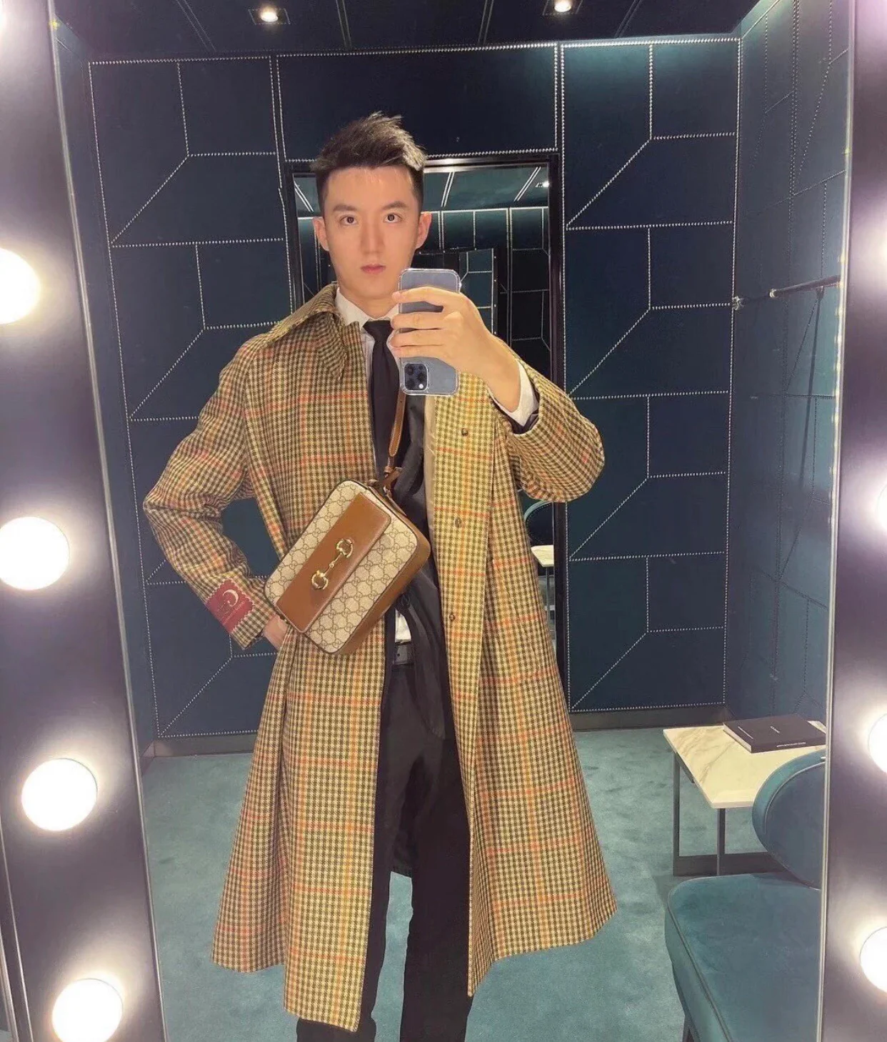 Сумка для фотоаппарата Gucci 1955 с пряжкой в ??виде подковы