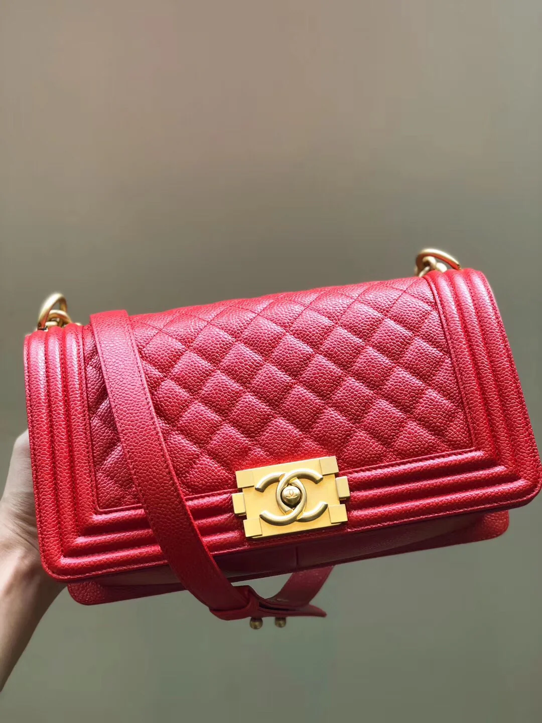 Chanel Boy 25 см 44