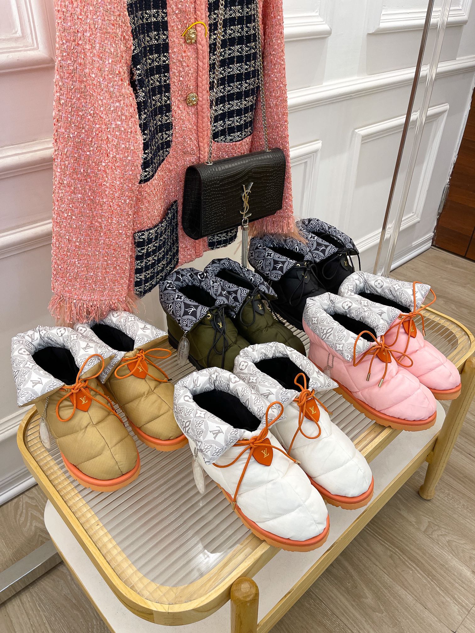 Снежные сапоги LV - изображение из коллекции