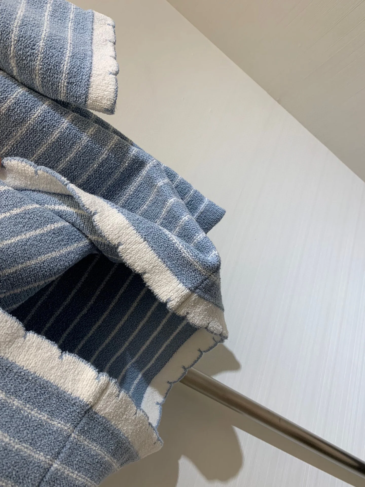 Miu Miu - 2404 - Новинка сезона Весна/Лето - Вязаный комплект в полоску - Синий