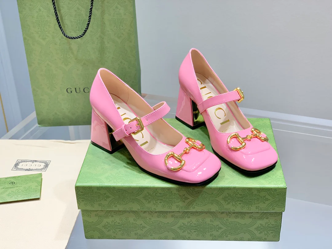 Новинка весны 2022 года от Gucci - Туфли на высоком каблуке 