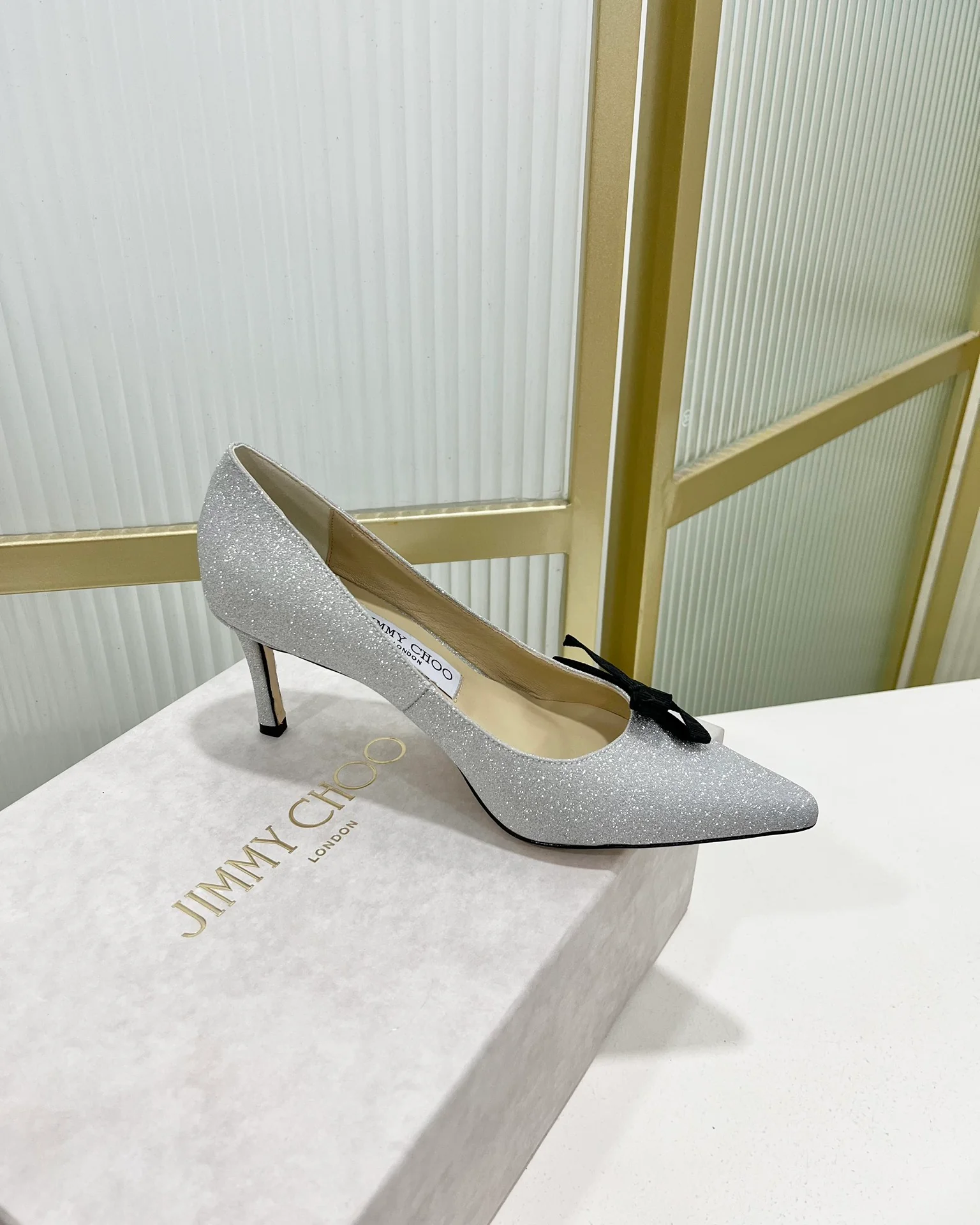 Jimmy - Новинка 2023 года - Туфли на высоком каблуке с острым носком и принтом из тесьмы - 6 см - Серебристые