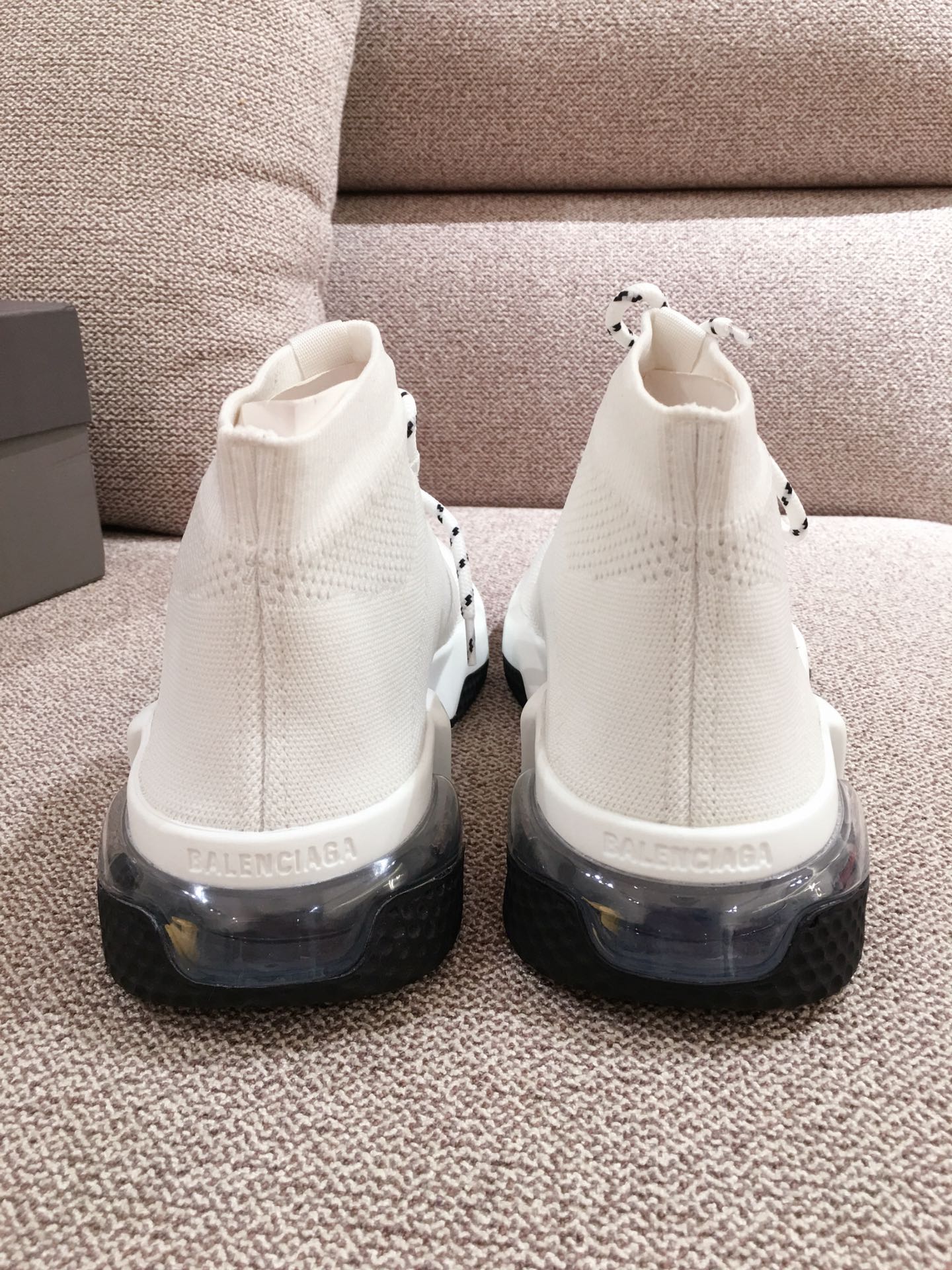 Balenciaga - Туфли-носки