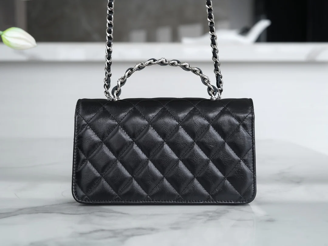 Chanel - Новая гармошка с ручками, украшенными стразами - Черная