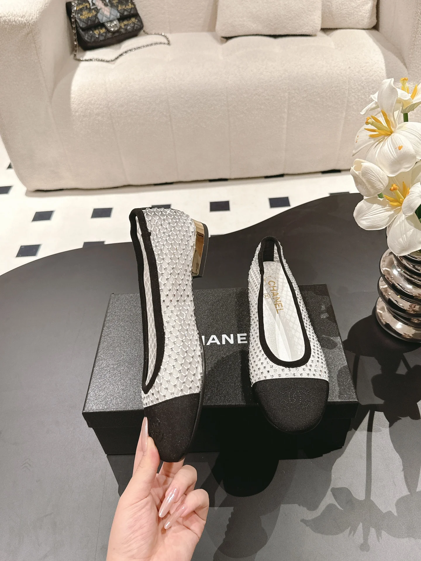 Туфли Мэри Джейн Chanel 2025 - Белые - 1