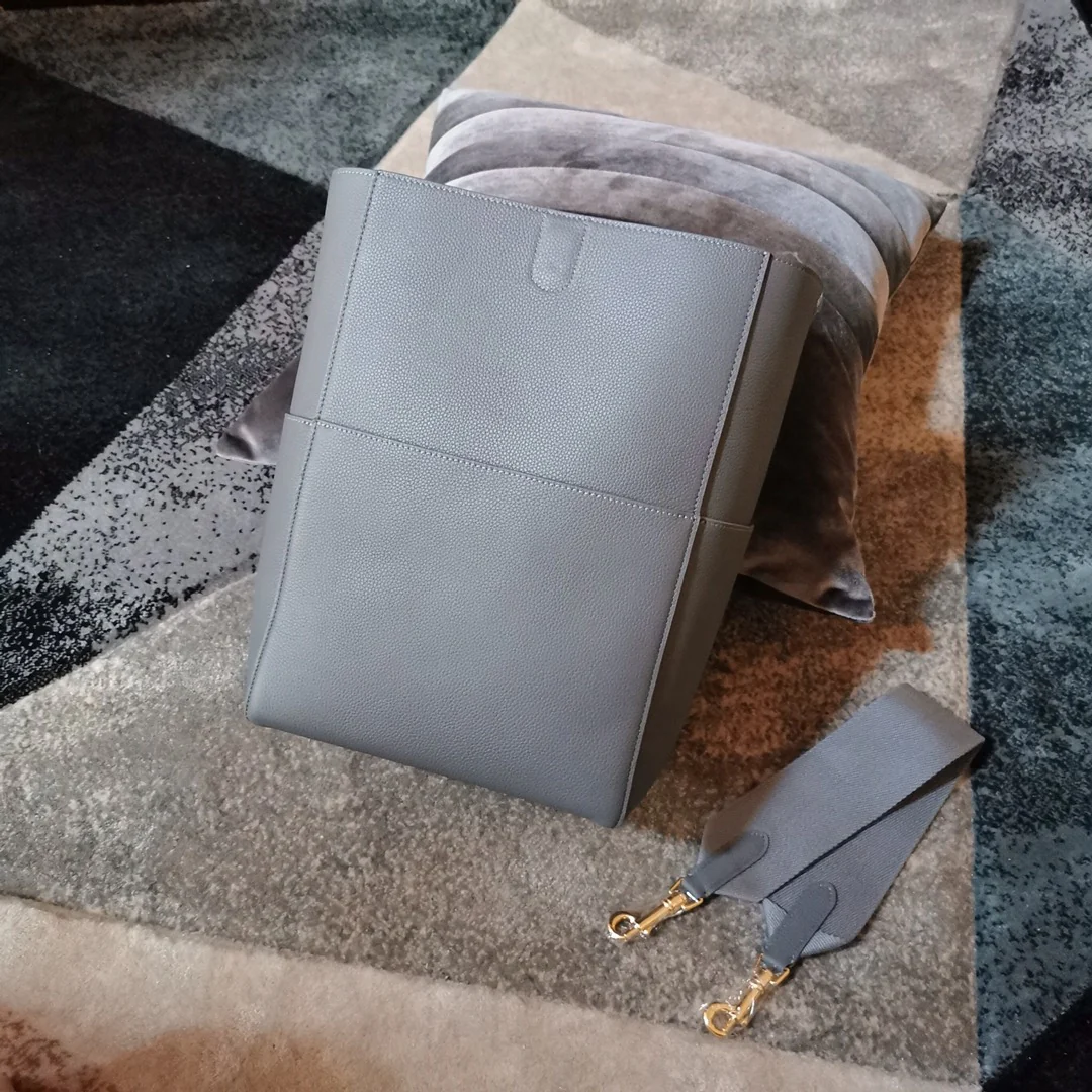 Celine-suau-sangle-large-elephant gray