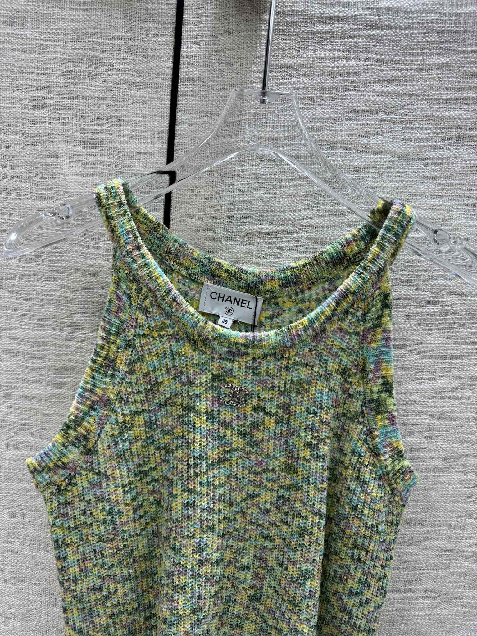 Вязаная майка Chanel 2403 разноцветная - зеленая - 1