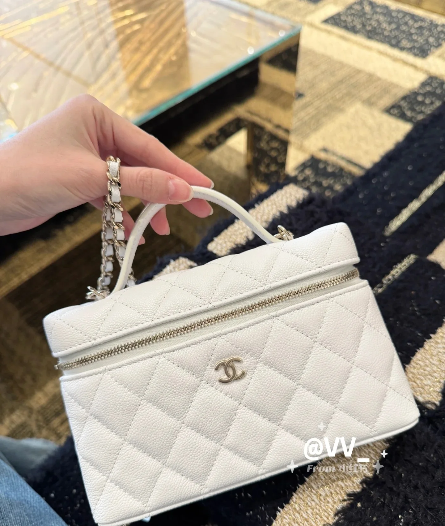 Сумка для ланча Chanel 25c-LP - белая