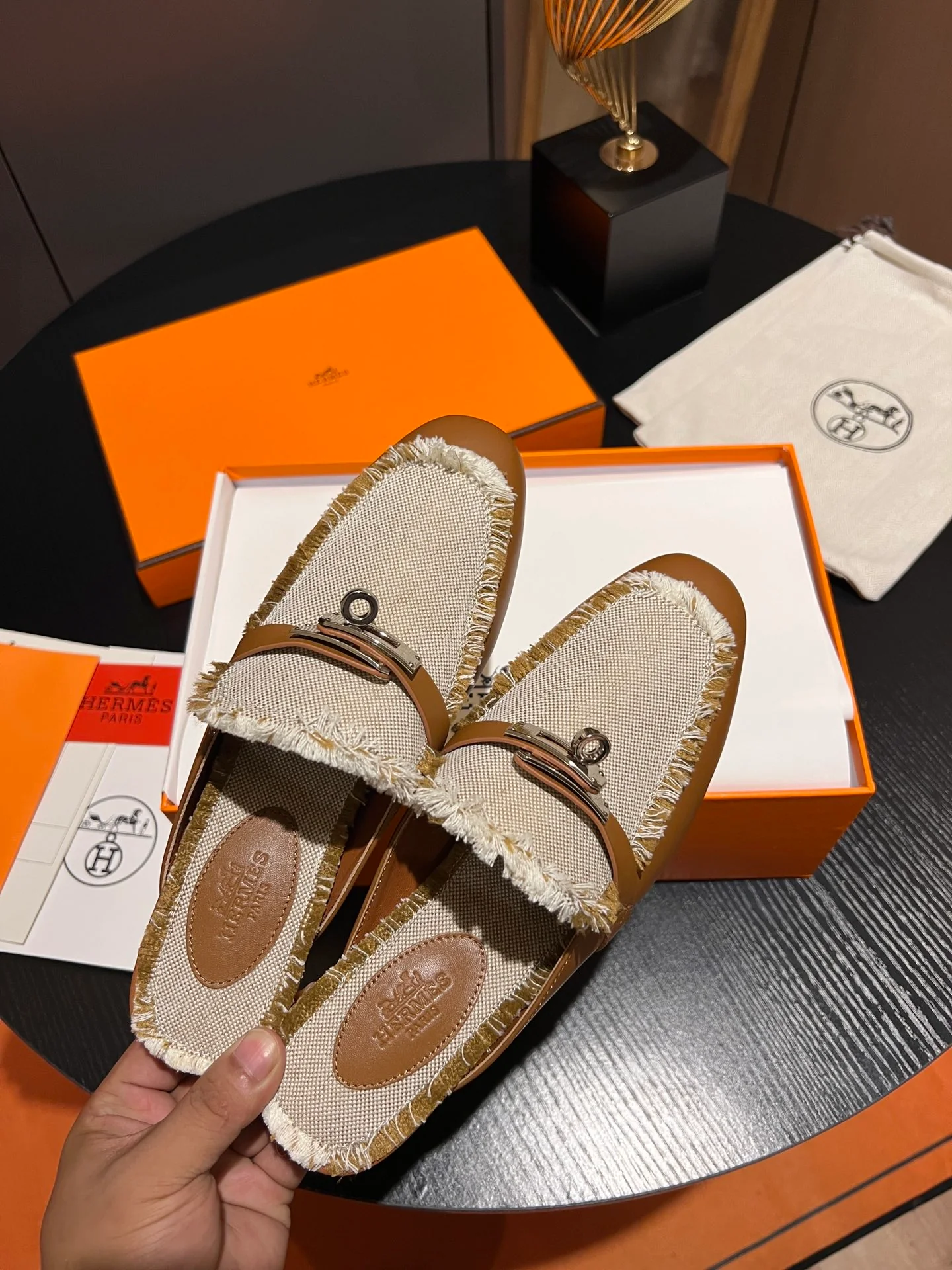 Hermes - Классические мюли Kelly без шнурков - Кофейно-коричневый