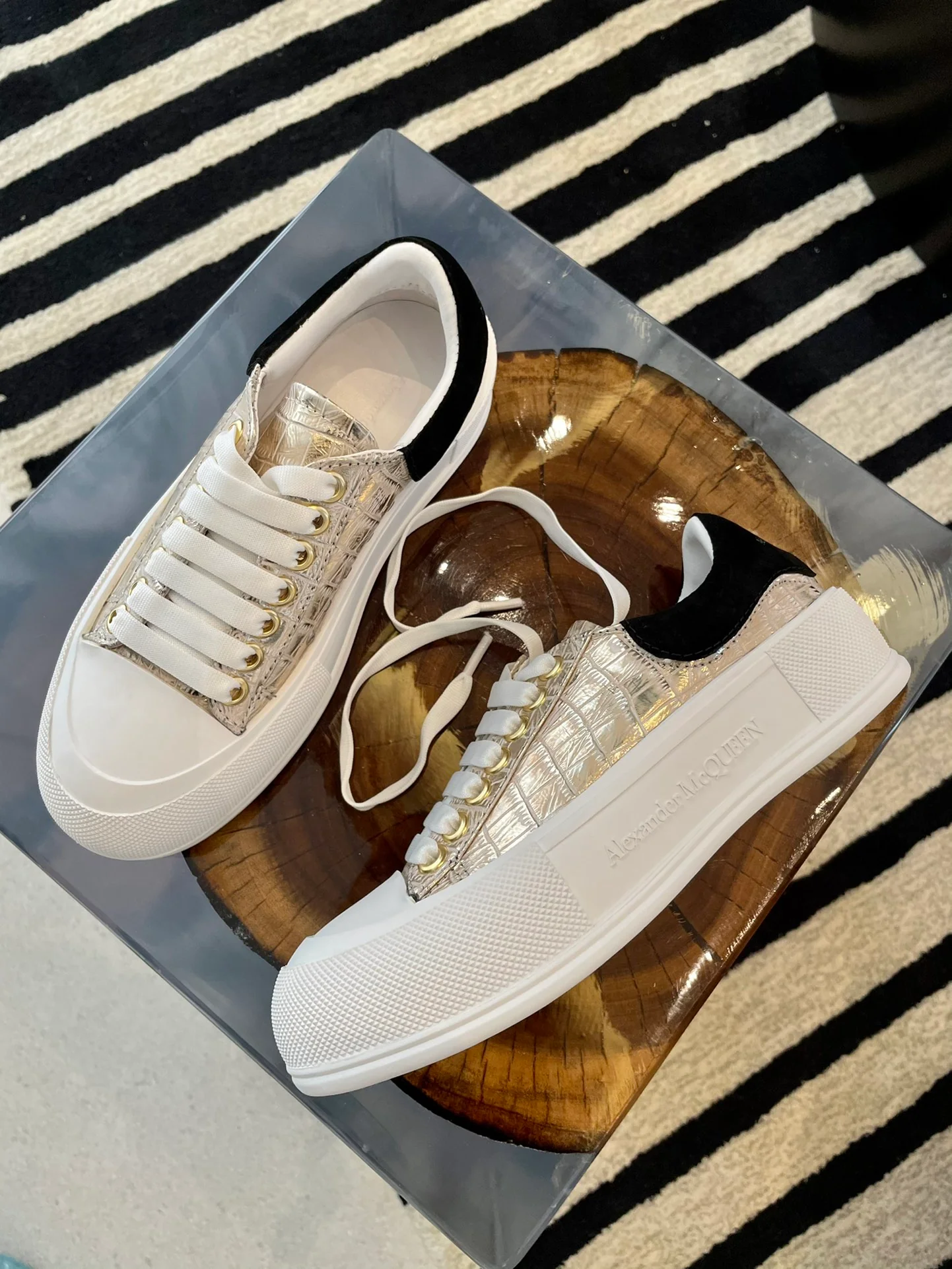 парусиновые туфли на платформе McQueen